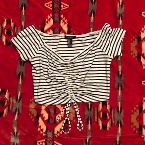 ❌SOLD❌ black & white stripped crop top